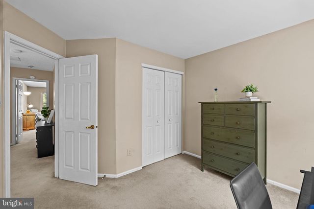 128 SANDHURST DRIVE, Mount Laurel, NJ 08054
