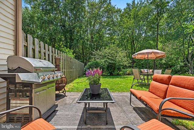 128 SANDHURST DRIVE, Mount Laurel, NJ 08054