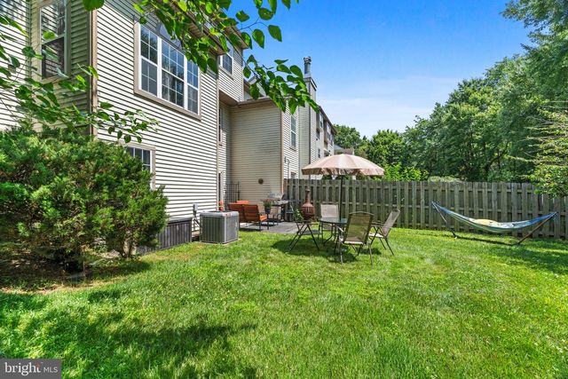 128 SANDHURST DRIVE, Mount Laurel, NJ 08054