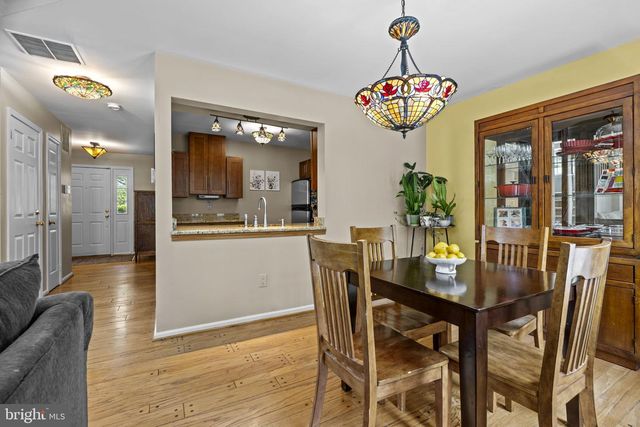 128 SANDHURST DRIVE, Mount Laurel, NJ 08054