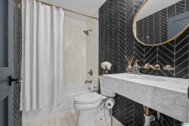 2600 Arlington Ave S Apt 68, Birmingham, AL 35205