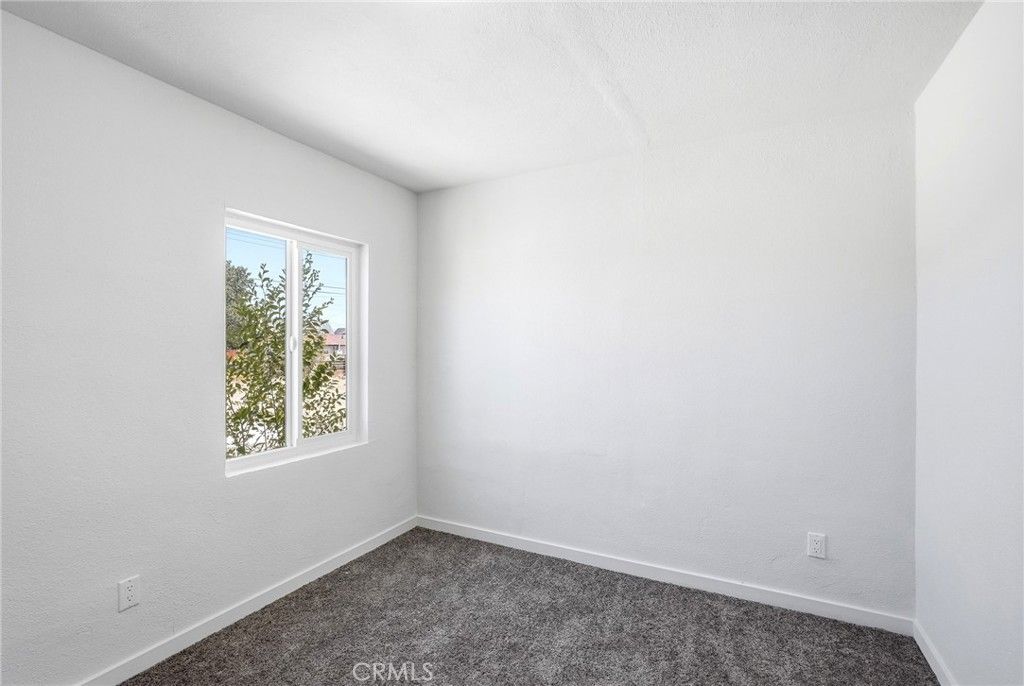 Image 19 of property listing at 2494 Nadean, Mojave, CA 93501