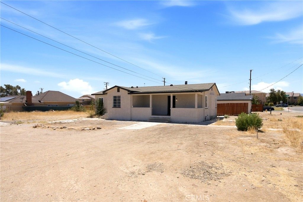 Image 27 of property listing at 2494 Nadean, Mojave, CA 93501