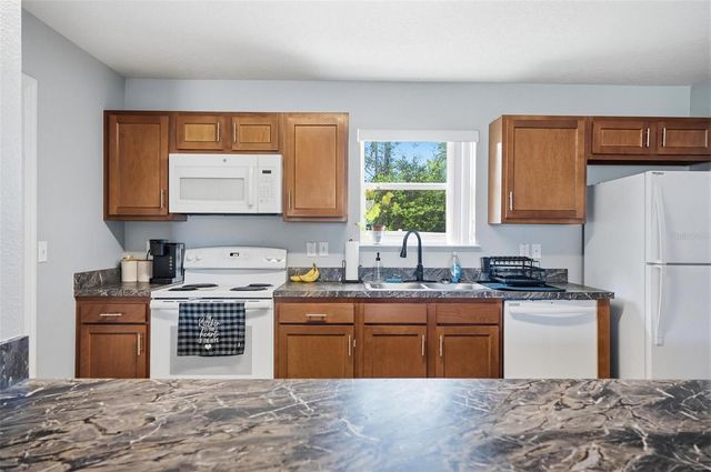 27 ROYAL OAK DRIVE, Palm Coast, FL 32164