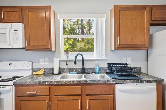 27 ROYAL OAK DRIVE, Palm Coast, FL 32164