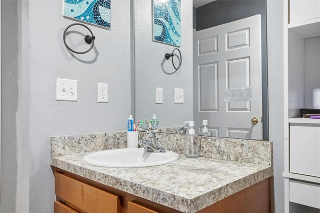 27 ROYAL OAK DRIVE, Palm Coast, FL 32164