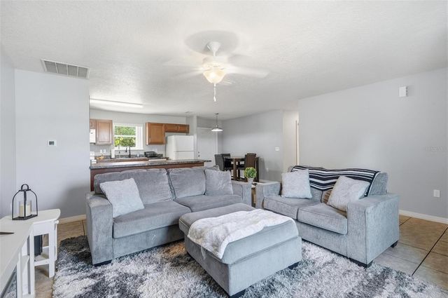 27 ROYAL OAK DRIVE, Palm Coast, FL 32164