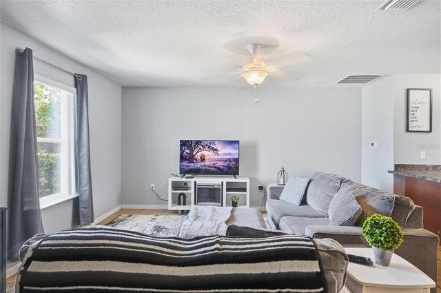 27 ROYAL OAK DRIVE, Palm Coast, FL 32164