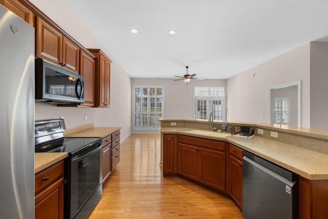 1212 STOCKER ST, Staunton, VA 24401