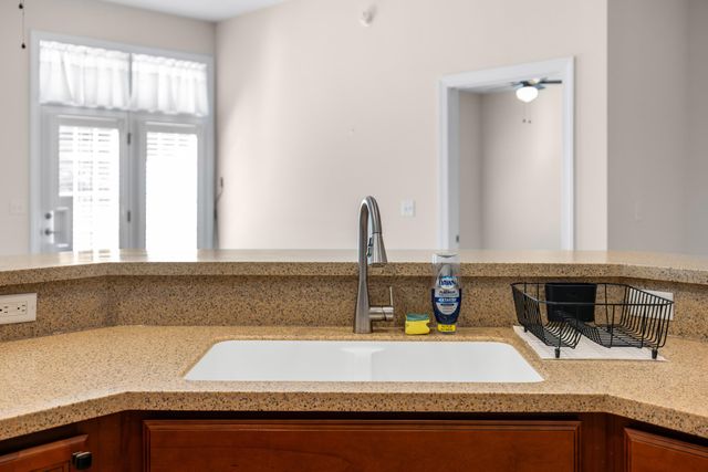 1212 STOCKER ST, Staunton, VA 24401