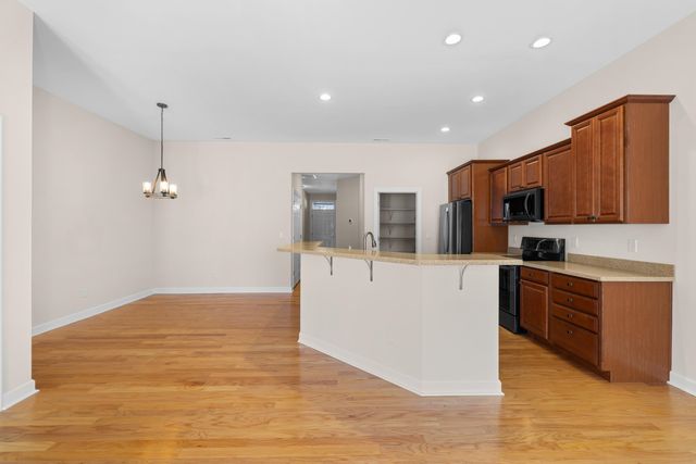 1212 STOCKER ST, Staunton, VA 24401