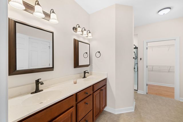 1212 STOCKER ST, Staunton, VA 24401