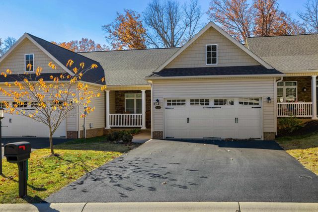 1212 STOCKER ST, Staunton, VA 24401