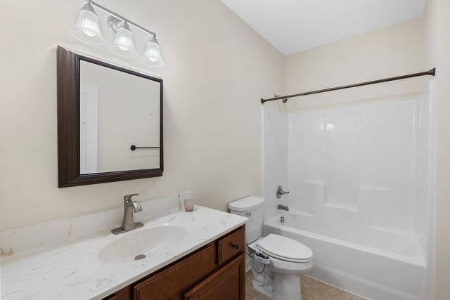 1212 STOCKER ST, Staunton, VA 24401