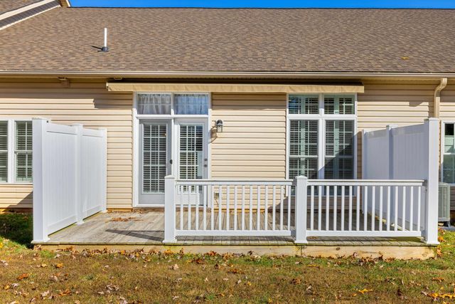 1212 STOCKER ST, Staunton, VA 24401