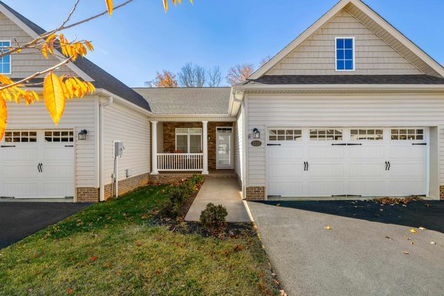 1212 STOCKER ST, Staunton, VA 24401