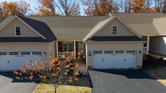 1212 STOCKER ST, Staunton, VA 24401