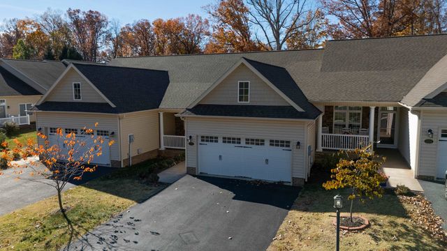 1212 STOCKER ST, Staunton, VA 24401