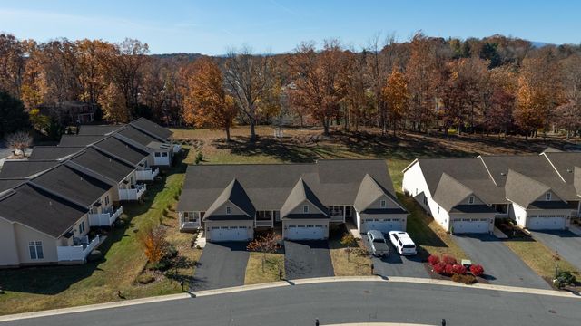 1212 STOCKER ST, Staunton, VA 24401