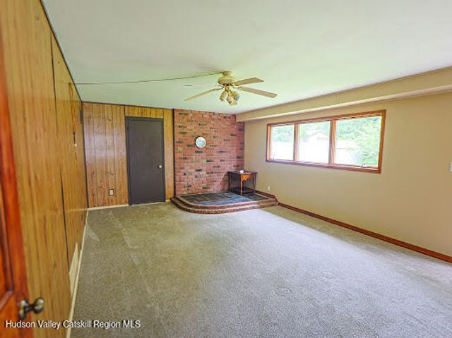 62 Appletree Drive, Saugerties, NY 12477
