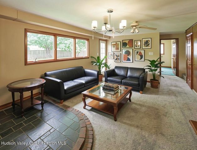 62 Appletree Drive, Saugerties, NY 12477