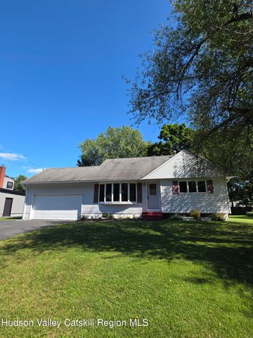 62 Appletree Drive, Saugerties, NY 12477