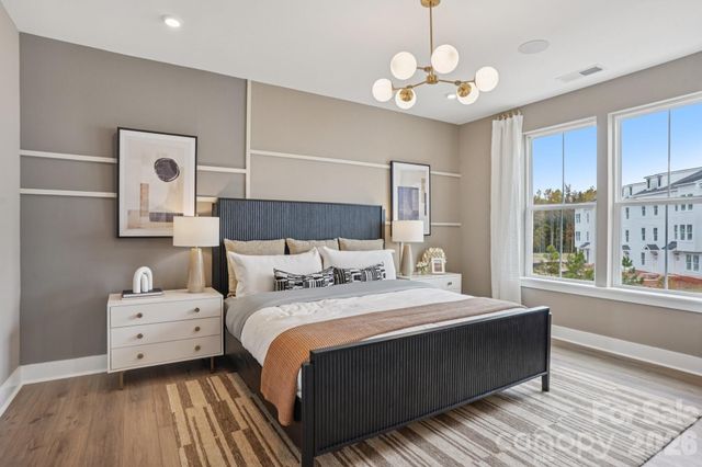 7048 Westrow Avenue, Charlotte, NC 28278