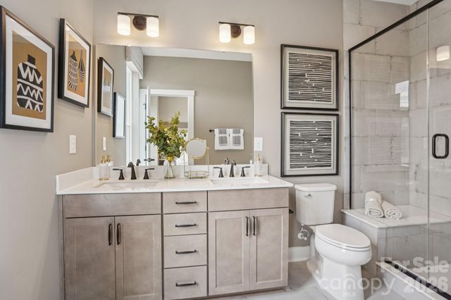 7048 Westrow Avenue, Charlotte, NC 28278