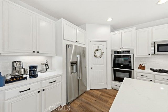 26217 Isabella Place, Murrieta, CA 92563