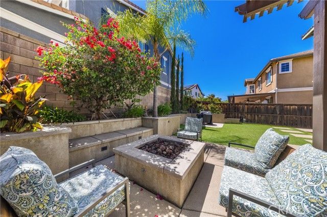 26217 Isabella Place, Murrieta, CA 92563