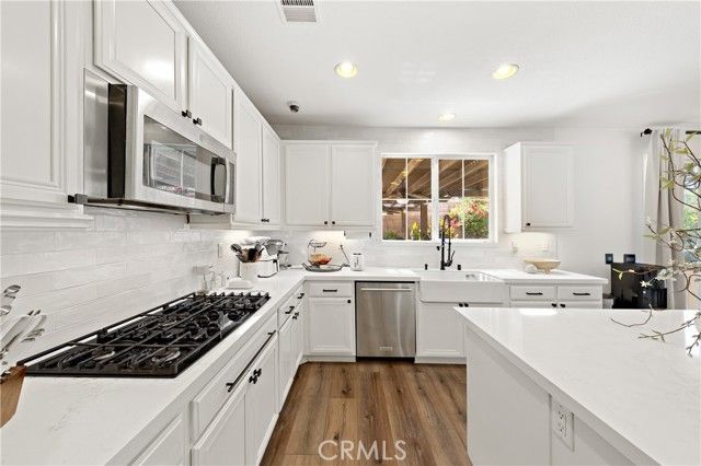 26217 Isabella Place, Murrieta, CA 92563