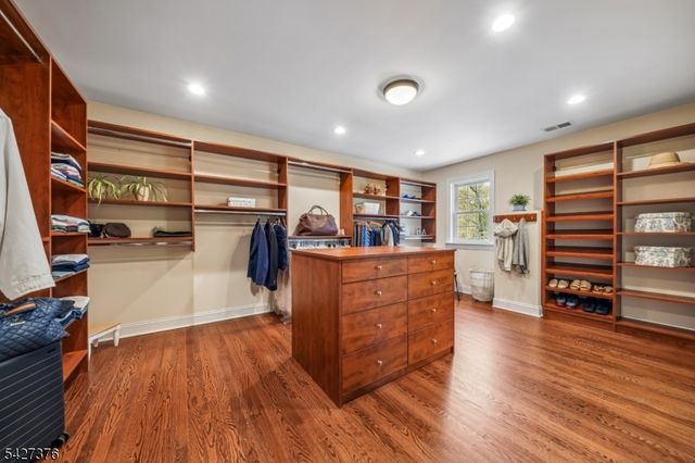 4 Canfield Ter, Morris Twp., NJ 07960