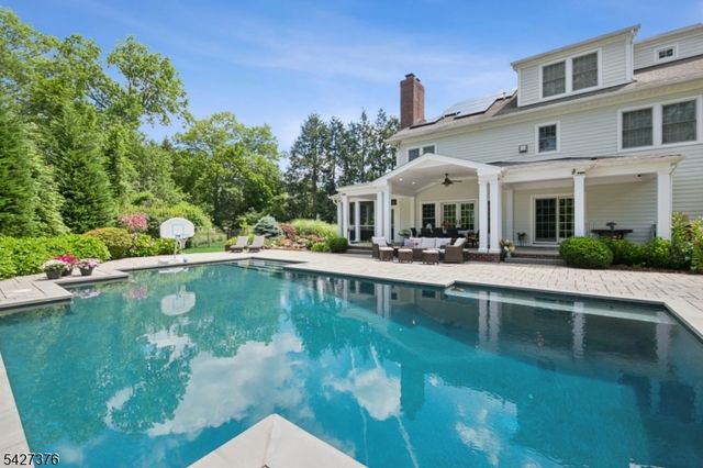 4 Canfield Ter, Morris Twp., NJ 07960