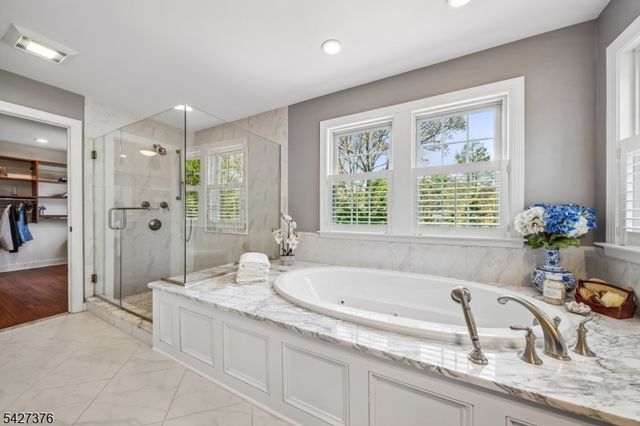 4 Canfield Ter, Morris Twp., NJ 07960
