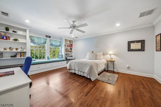 4 Canfield Ter, Morris Twp., NJ 07960