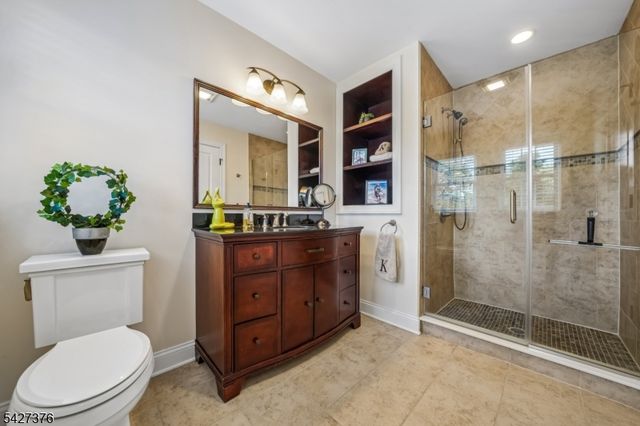 4 Canfield Ter, Morris Twp., NJ 07960