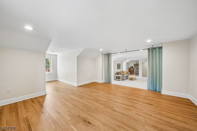 4 Canfield Ter, Morris Twp., NJ 07960