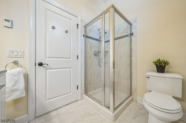 4 Canfield Ter, Morris Twp., NJ 07960