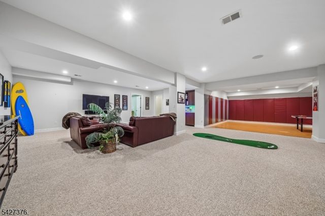 4 Canfield Ter, Morris Twp., NJ 07960