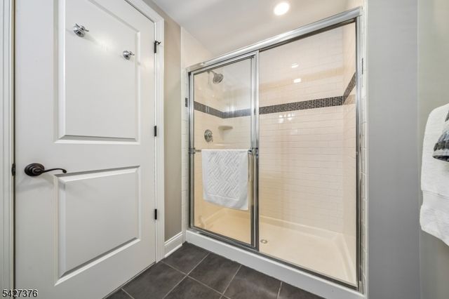 4 Canfield Ter, Morris Twp., NJ 07960