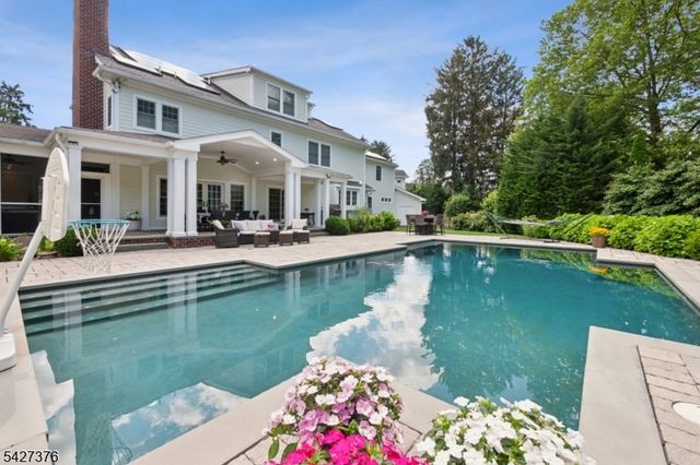 4 Canfield Ter, Morris Twp., NJ 07960