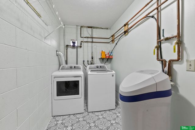 3501 Lynnwood Drive, Bellevue, NE 68123