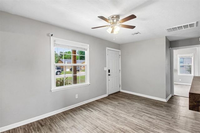 4304 SE 38th Street, Del City, OK 73115
