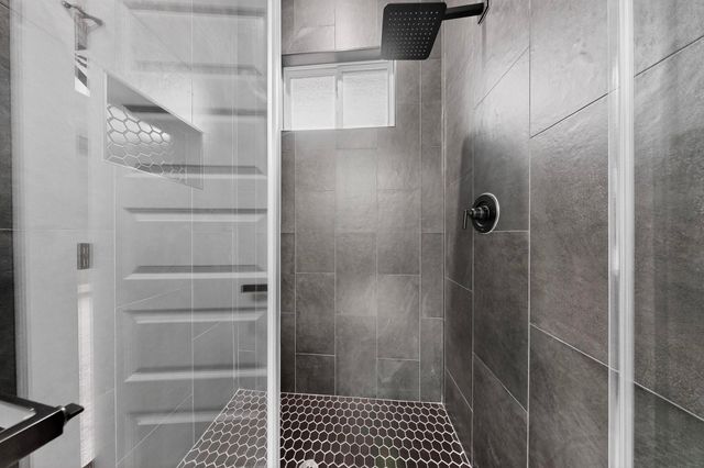 339 Cross Tie Ranch Road, Trinidad, TX 75163