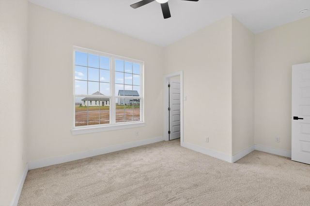 339 Cross Tie Ranch Road, Trinidad, TX 75163