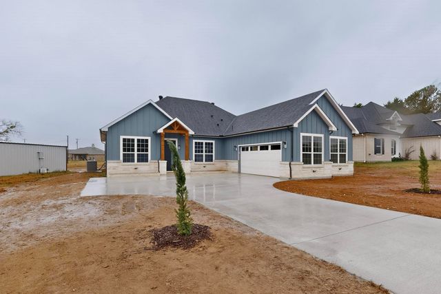 339 Cross Tie Ranch Road, Trinidad, TX 75163