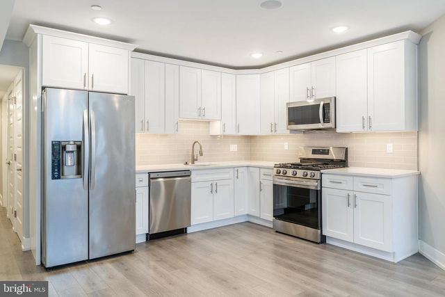 1309 S 52ND ST, Philadelphia, PA 19143