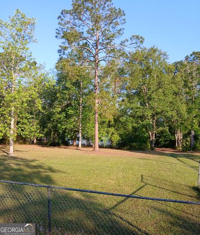 235 Magnolia Street, Folkston, GA 31537