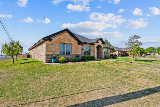 2501 Loyola Street, Lubbock, TX 79415