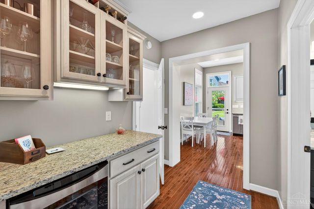 4002 Ballard Avenue, Cincinnati, OH 45209